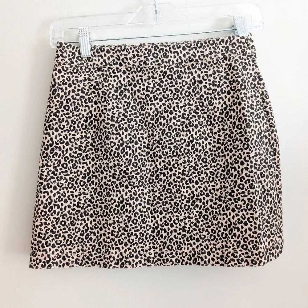 Forever 21 Button Front Leopard Print Mini Skirt